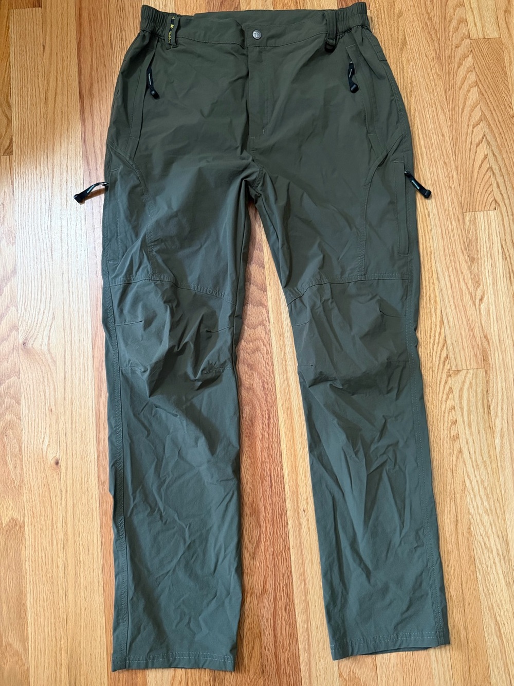 Outdoor Sports Men's Lightweight Olive Green Performance Pants